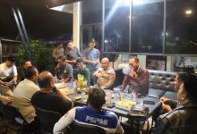 Kapolres Serang, AKBP Condro Sasangko bertemua 12 pimpinan serikat pekerja. Foto: Yono