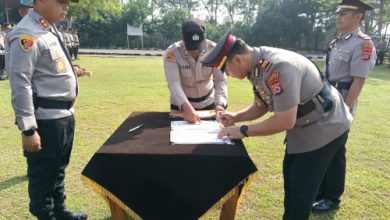 Kapolres Serang, AKBP Andri Kurniawan pimpin Sertijab Jabatan Kasatlantas dan Kapolsek Cikande. Foto Yono