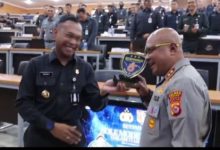 Kapolres Serang, AKBP Condro Sasongko berikan pembekalan ke Siswa Sispemmen Polri. Foto: Yono