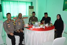 Kapolres Serang, AKBP Candra Sasongko sowan ke Ponpes Sohibul Muslimin. Foto: Yono