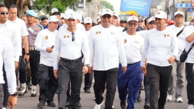 Kapolri, Jenderal Pol Listiya Sigit Prabowo hadiri jalan santai kick off HPN 2026 di Serang. Foto Antara