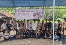 Polsek Cikande dan serikat buruh gelar beda rumah. Foto: Yono