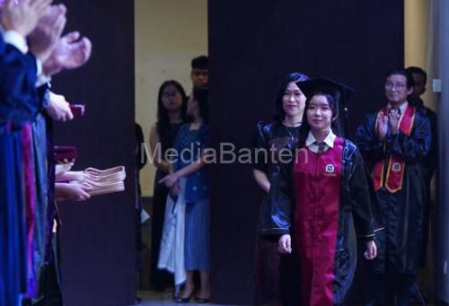 Kayla, siswa Binus Serpong. Foto Antara