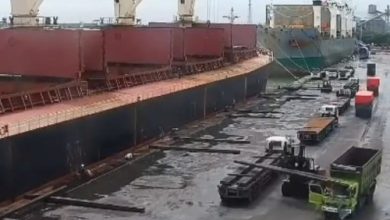 Kecelakaan kerja yang menewaskan sopir dump truk di Pelabuhan Ciwandan. Foto Daeng Yusvin
