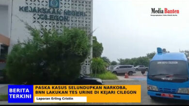 BNN gelar tes urine di Kejari Cilegon. Foto: Erling Cristin