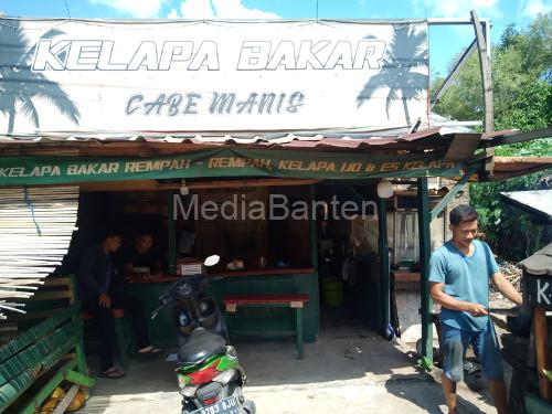 kelapa bakar cabe manis