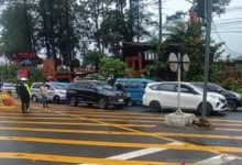 Kemacetan jalur puncak - Cianjur capai 12 Km. Foto: Antara