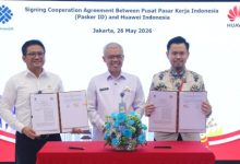Kemaker dan Huwei meneken MoU pengembangan SDM dan peningkatan Komptensi digital. Foto Biro Humas Kemnaker