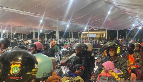Kepadatan pemudik motor di Pelabuhan Ciwandan. Foto Antara
