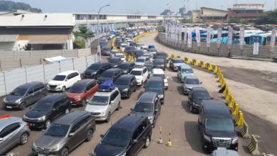 Kepadatan kendaraan di Pelabuhan Merak. Foto LKBN Antara