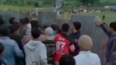 Capture video kericuhan sepakbola di Jongjing. Foto: Yono