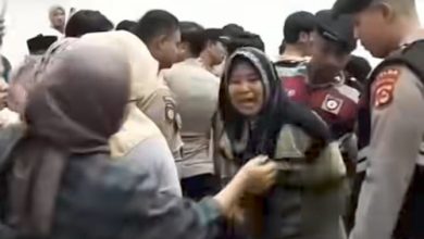 Kericuhan dalam sidang pembunuhan dengan mutilasi di PN Serang. Foto: Budi Wahyu Iskandar