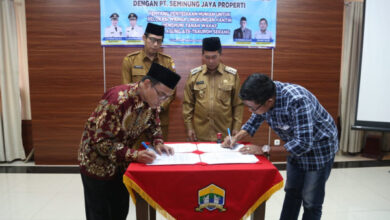 Penadatanganan kerj sama Pemkot Serang, Yayasan At-Tsauroh dan pengembang. Foto: Aden Hasanudin