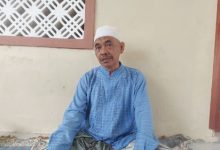 KH Hisni Rifai, tokoh agama Kecamatan Walantaaka. Foto Taufik Hidayat