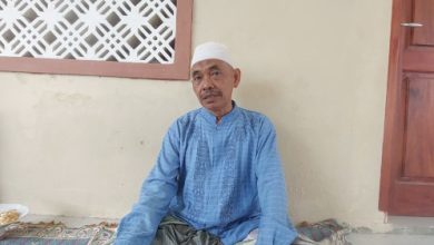 KH Hisni Rifai, tokoh agama Kecamatan Walantaaka. Foto Taufik Hidayat