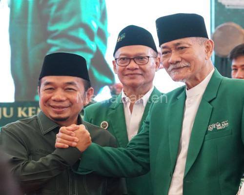 KH Jazuli Juwaini terpilih menjadi Ketua Umum PB Mathlaul Anwar, menggantikan KH Embay Mulya Syarif. Foto Media Center Muktamar MA
