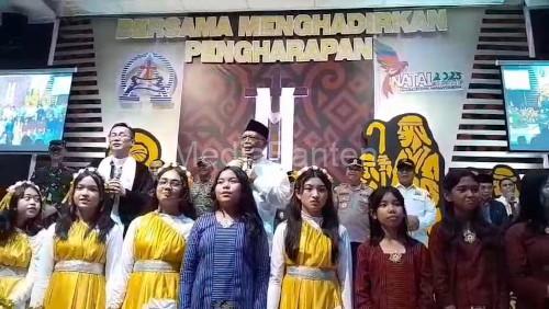 Ketua FKUB Kota Serang, KH Matin Syarkowi di Geraja GKI Serang. foto Taufik Hidayat