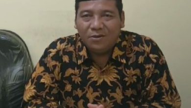 KH Ubaidillah, Pimpinan Ponpes Ashabul Maimanah. Foto: Yono