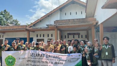 KKN Mahasiswa Unma Banten di Desa Sinarjaya, Kecamatan Cigeulis, Kabupaten Pandeglang. Foto: Eko Supriatno