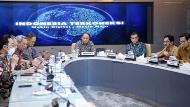 Menkominfo, Budi Arie Setiadi rapat soal judi online. Foto: Humas Kemenkominfo