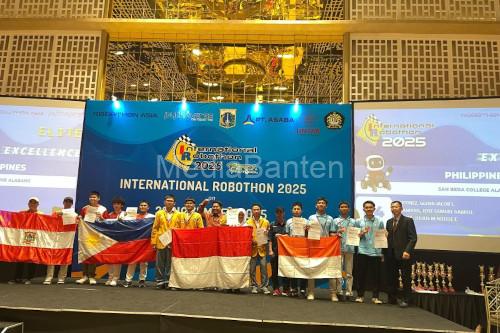 Kompetisi Robotik Internasional di Jakarta. Foto Antara
