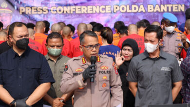 Konferensi pers Polda Banten soal kasus judi. Foto: Aden Hasanudin