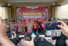 Konferensi Pers Polres Serang soal Operasi Pekat Mau 2024. Foto: Yono