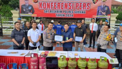 Konferensi pers Polres Serang ungkap pengoplosan LPG. Foto: Humas Pertamina Patra Niaga RJBB