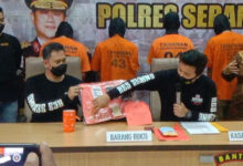 Kurir Narkoba disergap polisi.