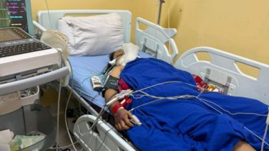 Korban kecelakaan mobil Kadis DPMPTSP Pandegalng. Foto Daeng Yusvin