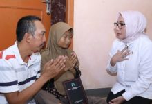 Orangtua MH, korban bullying di SMPN 19 Tangsel. Foto Antara