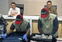 Asep Guntur Rahayu, Deputi Penindakan dan Eksekusi KPK dalam jumpa pers. Foto Antara