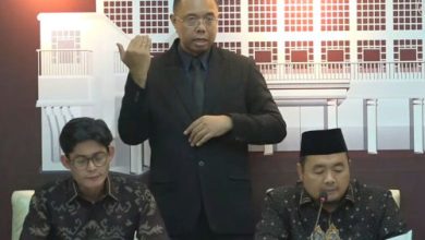 Konferensi pers KPU RI soal pemungutan suara ulang di Pilkada. Foto: Antara