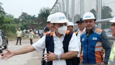 Tenaga Ahli Utama KSP Helson Siagian tinjau Tol Serang - Panimbang. Foto: LKBN Antara