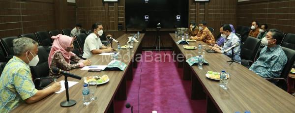 Kunjungan FK UI dan rombongan ke Pj Gubernur Banten soal RS Pendidikan. Foto: Biro Adpim Banten