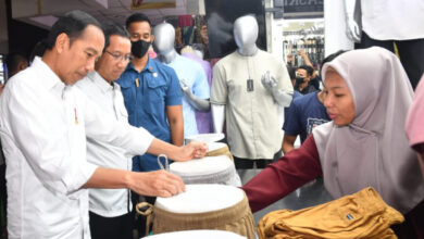 Kunjungan Presiden RI, Jokowi ke Pasar Tanah Abang. Foto: BPMI Satpres RI