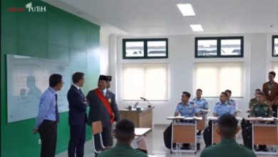 Peninjauan laboratorium bahasan Prancis di Akmil Magelang. Foto: Antara