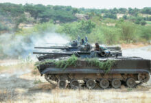Latihan serbuan mekanis dari prajurit lapis baja Menkav 2 Mar. Foto: Ahmad Munawir - Menkav 2 Mar