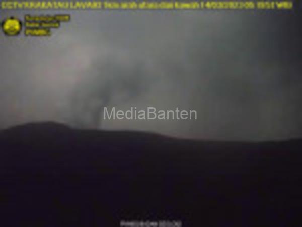 Tangkapan CCTV milik PVMBG dari Anak Gunung Krakatau. Foto: PVMBG