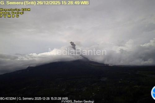 Letusan Gunung Semeru. Foto Antara