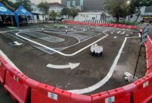 Lintasan huruf S bagi ujian praktik pemohon SIM di Banten. Foto: Yono