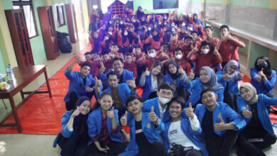 Literasi keuangan di SMP Ilslamiyah Serua. Foto: Rahmat Triyono - Unpam