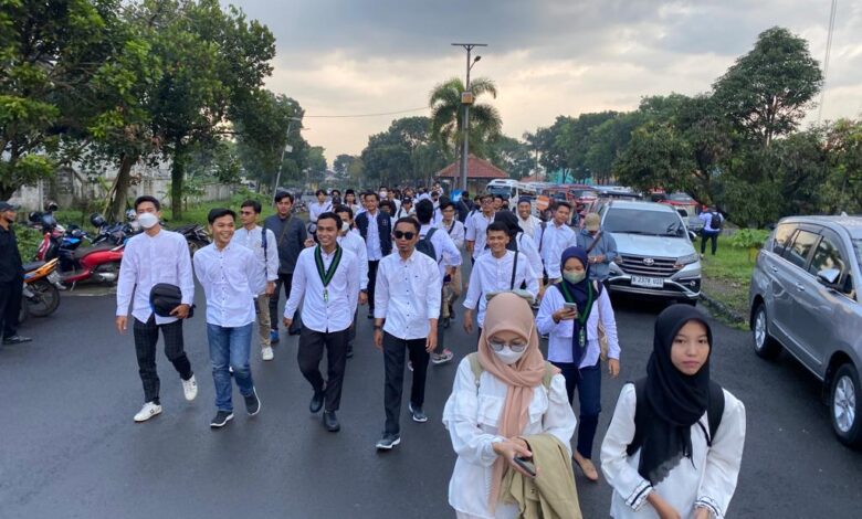 Para loyalis Anas Urbaningrum dari Kabupaten Tangerang. Foto: Iqbal Kurnia