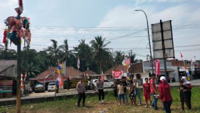 Lomba Peringatan HUT Kemerdekaan RI di Polres Serang. Foto: Yono