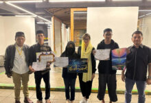 Lomba Kaligrafi di Ramadan Fest Golkar DKI Jakarta. Foto: Iqbal Kurnia