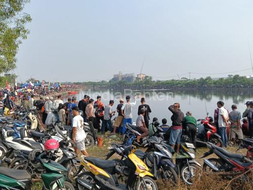 Ribuan pemancing ikuti Lomba Memancing Mania Polres Serang. Foto Yono