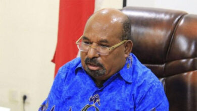 Lukas Enembe, Gubernur Papua. Foto: CNNIndonesia.com