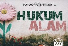 Manipol meluncurkan lagu Hukum Alam. Foto: Wintha Promo