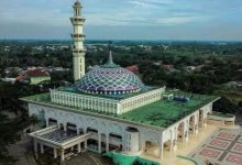 Harga sewa aula gedung milik Pemkab Tangerang dinaikan, termasuk masjid Al Amzad. Foto: Iqbal Kurnia