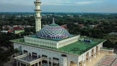 Harga sewa aula gedung milik Pemkab Tangerang dinaikan, termasuk masjid Al Amzad. Foto: Iqbal Kurnia